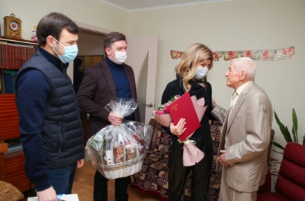 Ветеран Андрей Самсонов отпраздновал 101-й день рождения