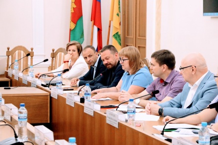 В Липецке рождается на треть больше девочек, чем мальчиков