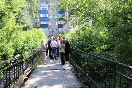 Новый пешеходный мост по улице 40 лет Октября построят этой осенью