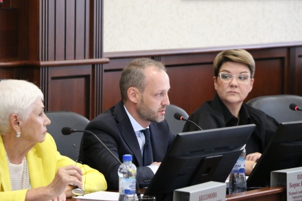 Развитие социальной инфраструктуры в новом районе у Быханова сада обсудили на сессии горсовета