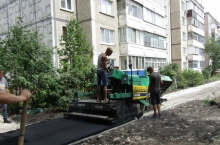 В Липецке начали благоустраивать дворы