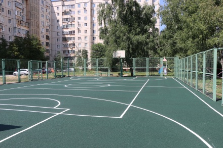 Сразу две новые спортивные площадки откроются  в 21 микрорайоне