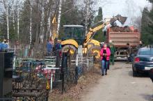 С городских кладбищ вывезено порядка 1,9 тысяч тонн мусора