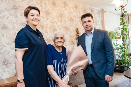 Ветеран Великой Отечественной войны Маргарита Чернокалова отметила 100-летний юбилей