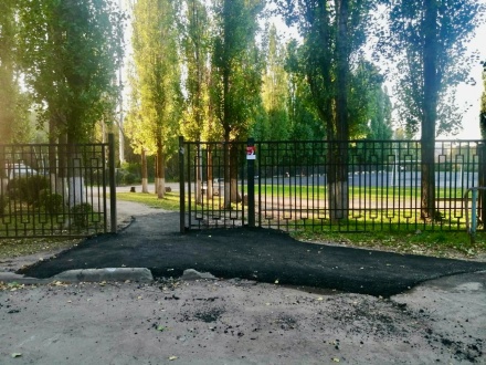 Депутаты горсовета продолжают работу в своих избирательных округах
