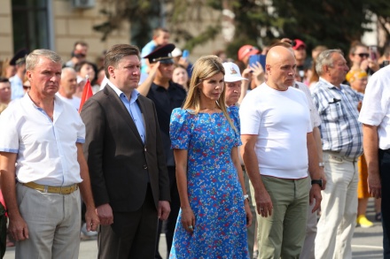 Вы живы, вы дома: липчане встретили бойцов Росгвардии, вернувшихся домой из зоны проведения спецоперации