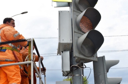  Специалисты выявили причину возгорания светофоров на улицах Липецка