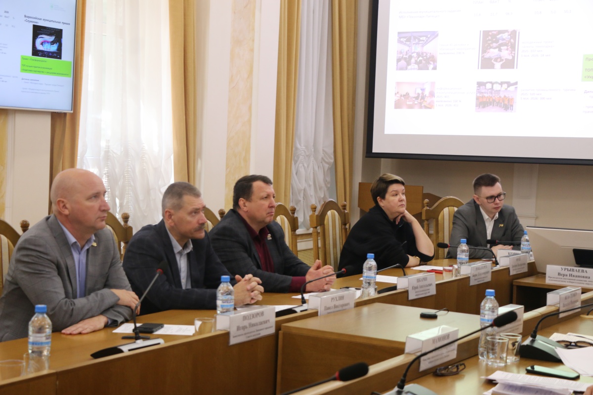 Депутаты обсудили «границы трезвости» и незаконную торговлю в Липецке 