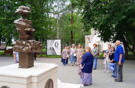 Активные ТОСы приняли участие в пешеходных экскурсиях по историческим местам Липецка