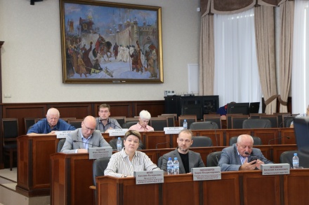 В горсовете обсудили установку терморегуляторов горячей воды в липецких домах 